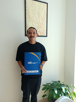 Irfan Ghafur, Klien Akses Legal